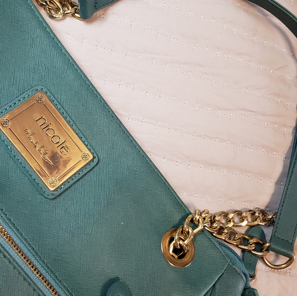 Nicole womens purse gently used many compartments - Picture 5 of 16